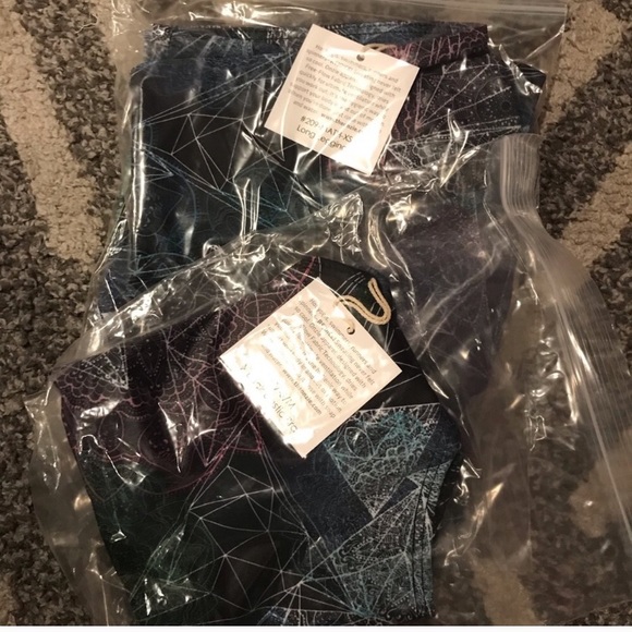 FINAL SALE NWT Onzie hot yoga set CAPRI - Picture 3 of 3